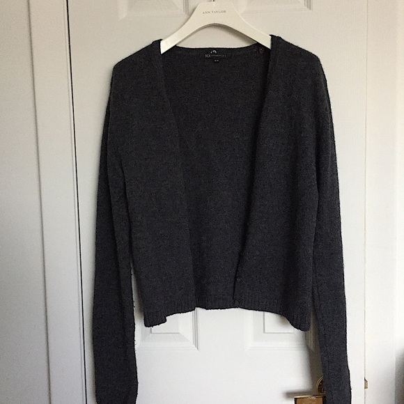 Cardigan With Removable Fur Collar - Picture 3 of 7